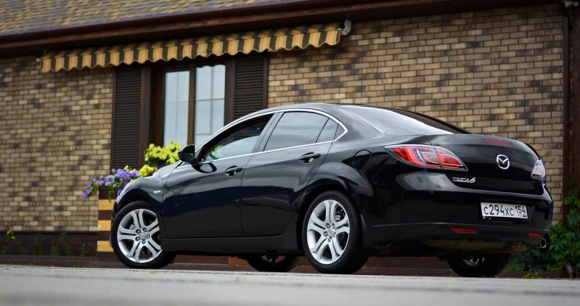 Мазда 6 черная