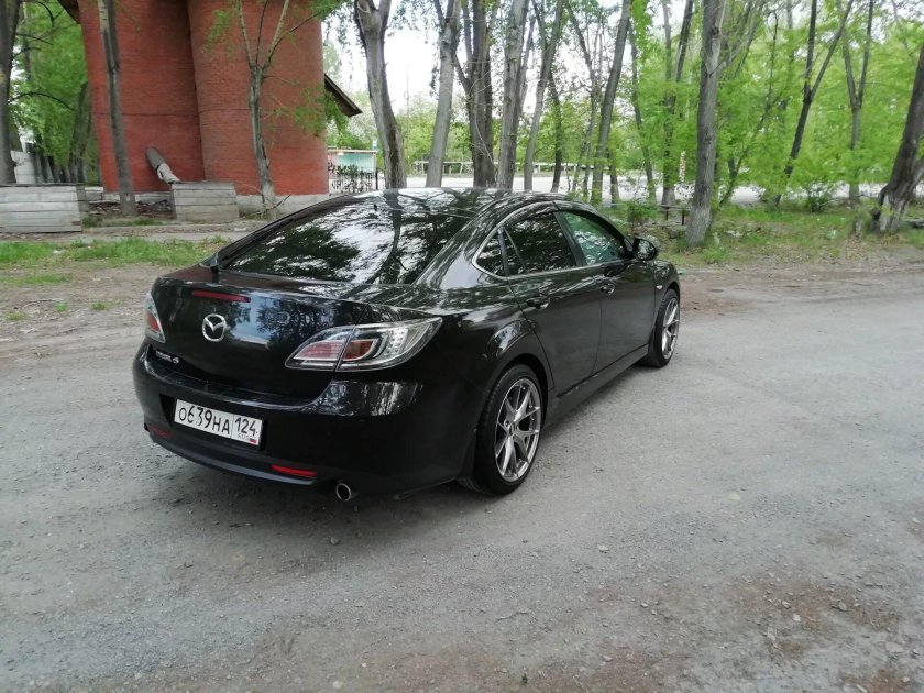 Мазда 6 2008 черная