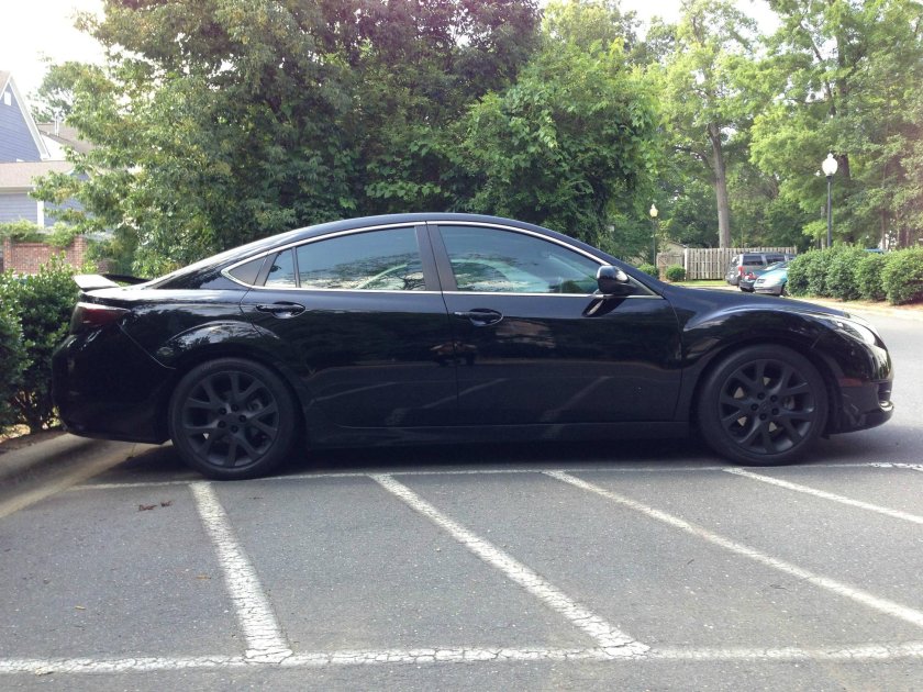 Мазда 6 черная