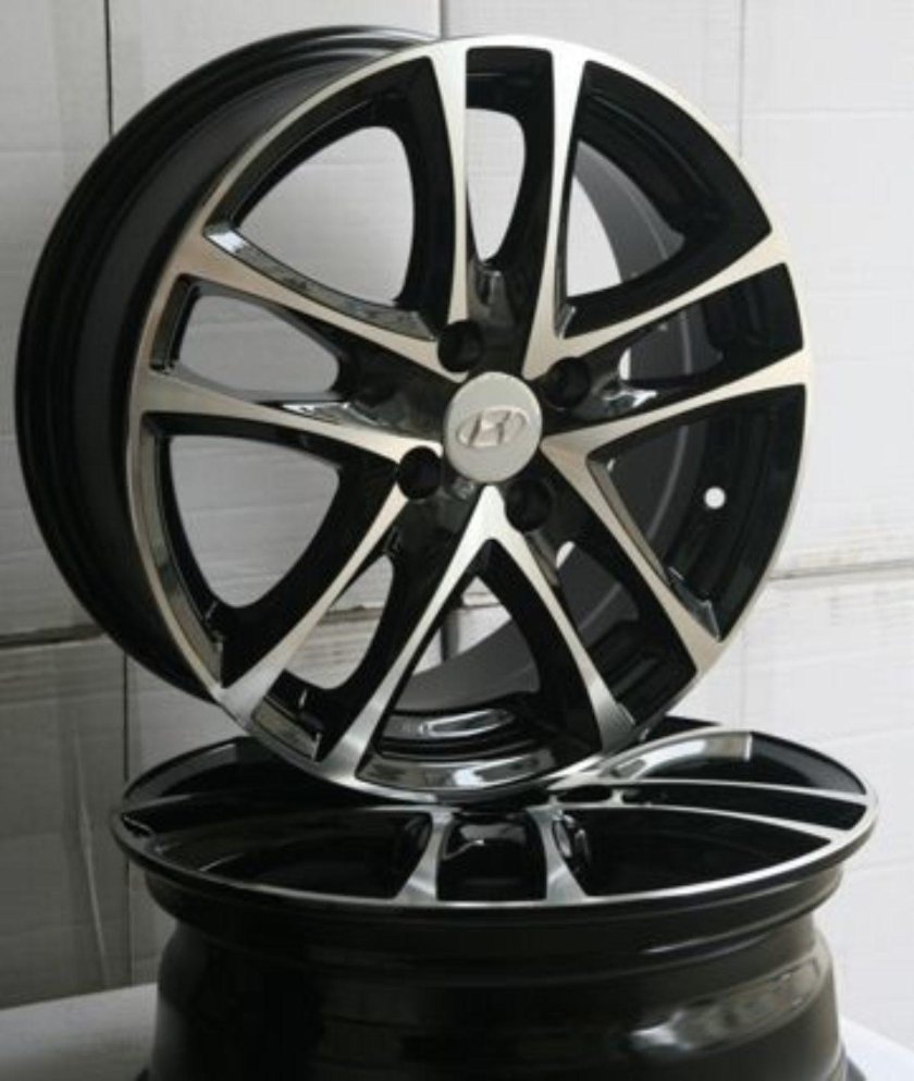 Литые диски на Хендай Солярис r15
