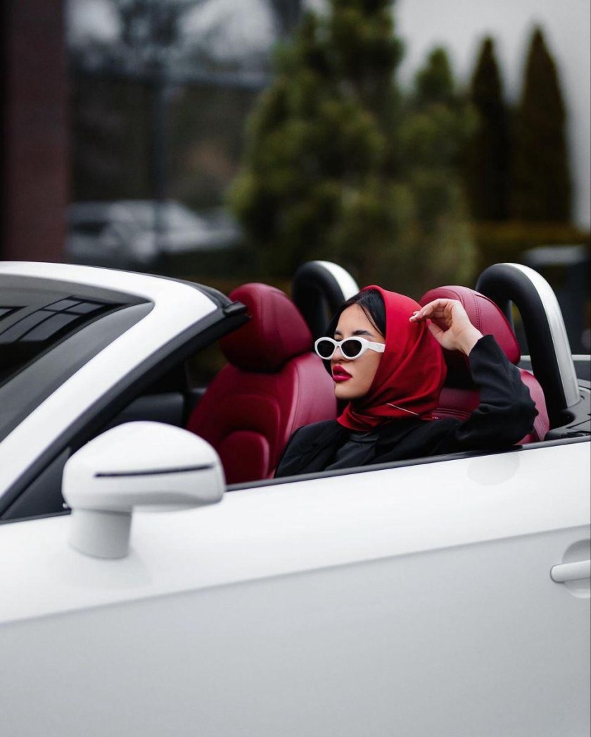 Фотосессия в кабриолете