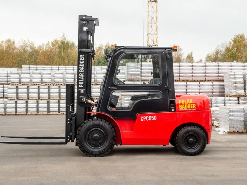 Погрузчик Polar Badger