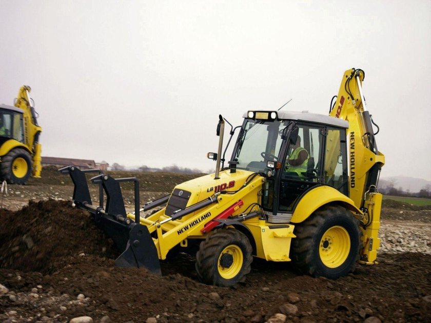 Экскаватор-погрузчик New Holland b110