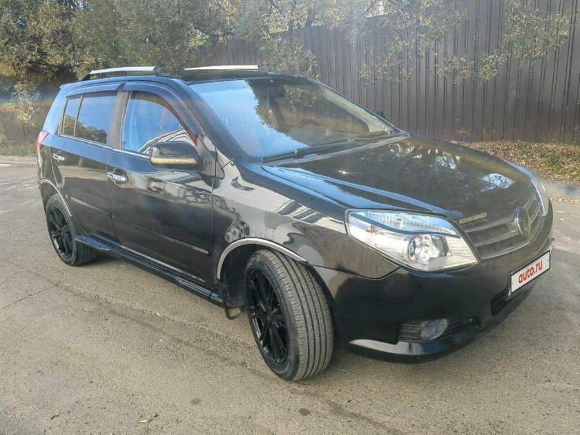 Geely mk cross 2011 черный