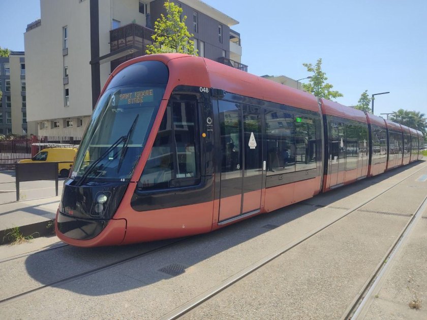 Городской электротранспорт