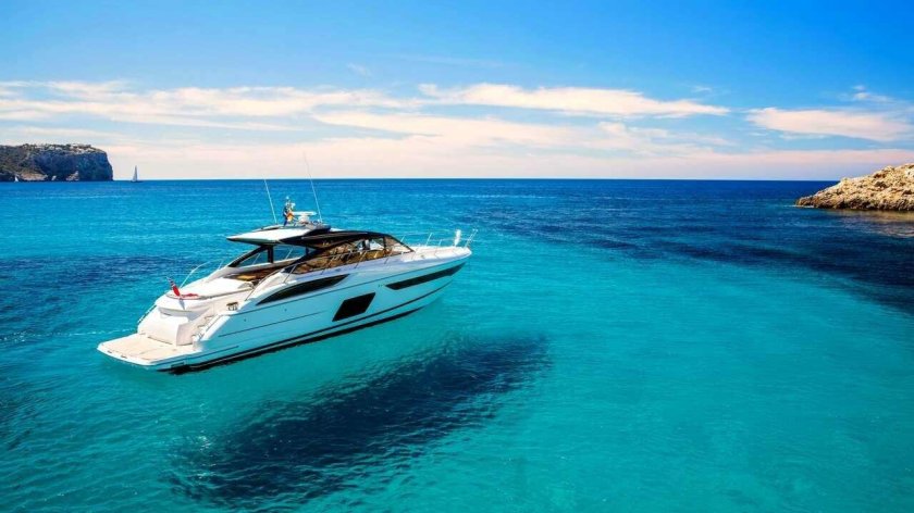 Яхта принцесса v65