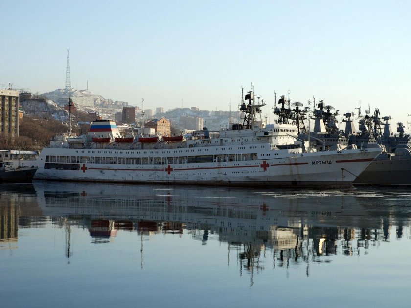 Корабль Иртыш Владивосток