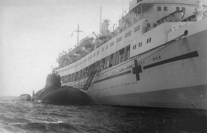 Госпитальное судно Енисей