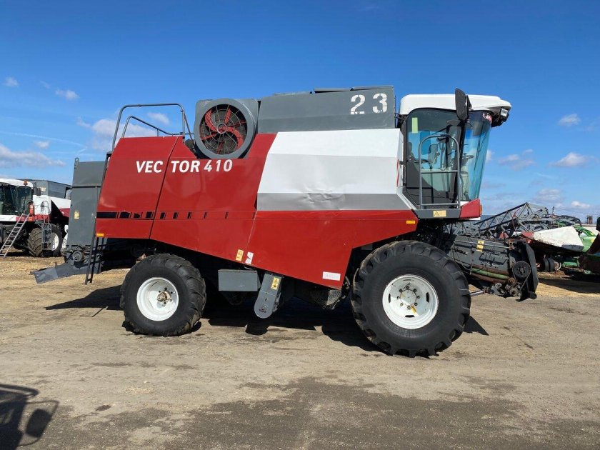 Комбайн вектор 410