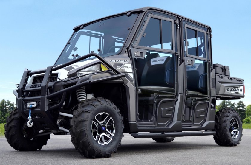 Мотовездеход Polaris с кабиной