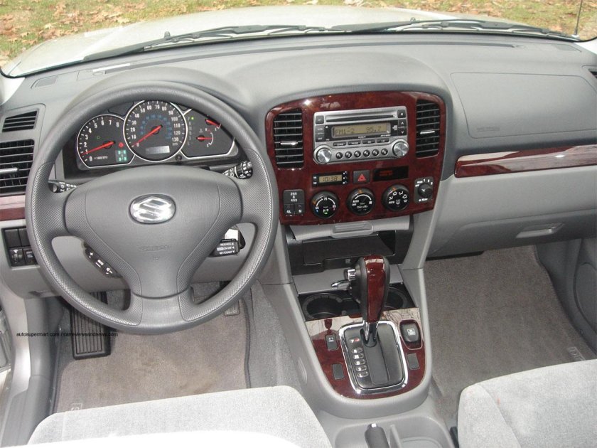 Suzuki xl7 2005