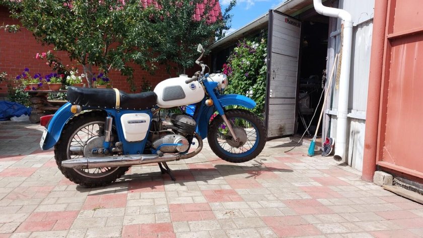 Мотоцикл иж юпитер