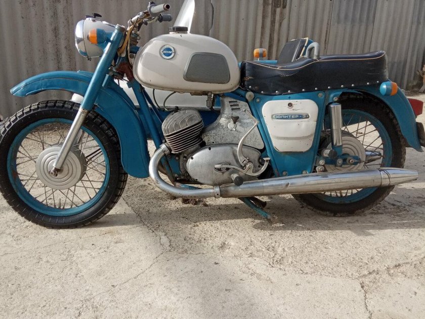 Мотоцикл иж юпитер
