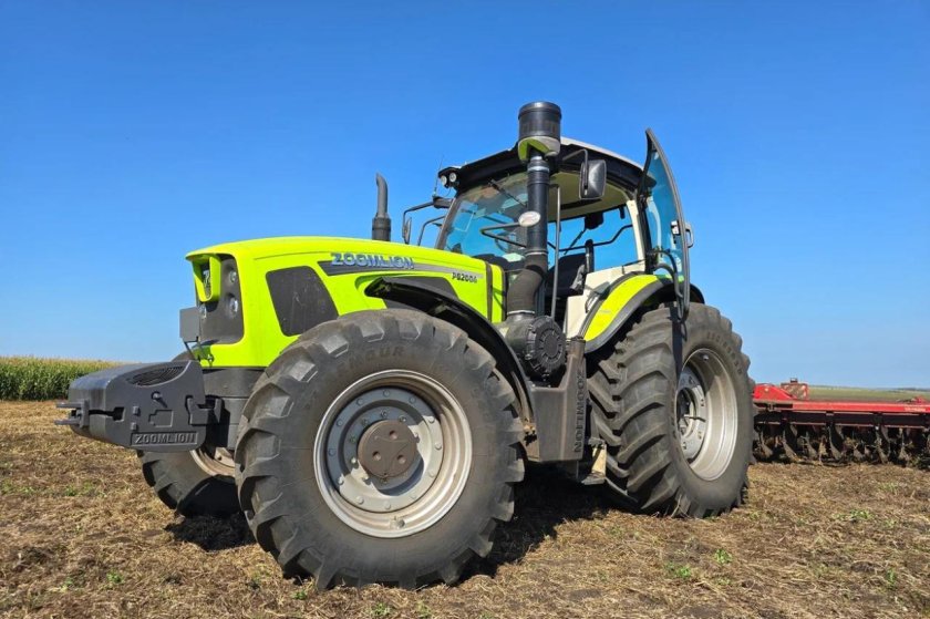 Трактор zoomlion