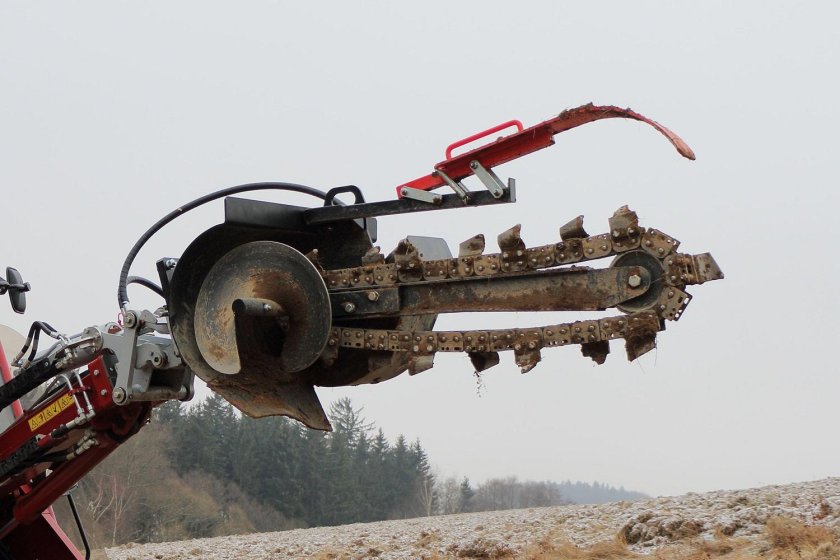 Траншеекопатель навесной laski ATR 90