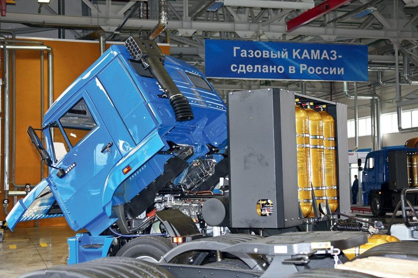 Газовый КАМАЗ
