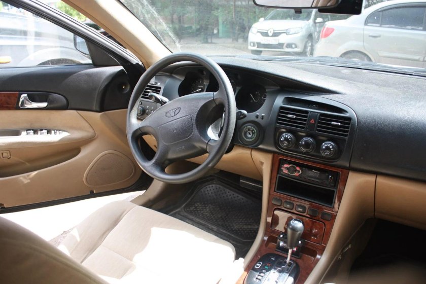 Chevrolet Evanda 2004