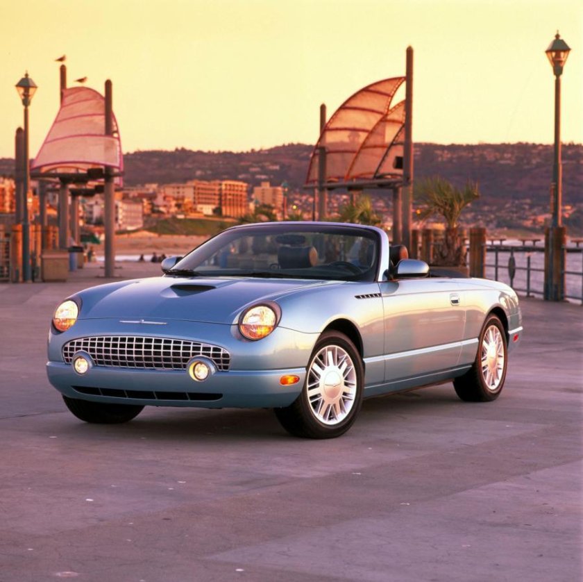 Ford Thunderbird 2002