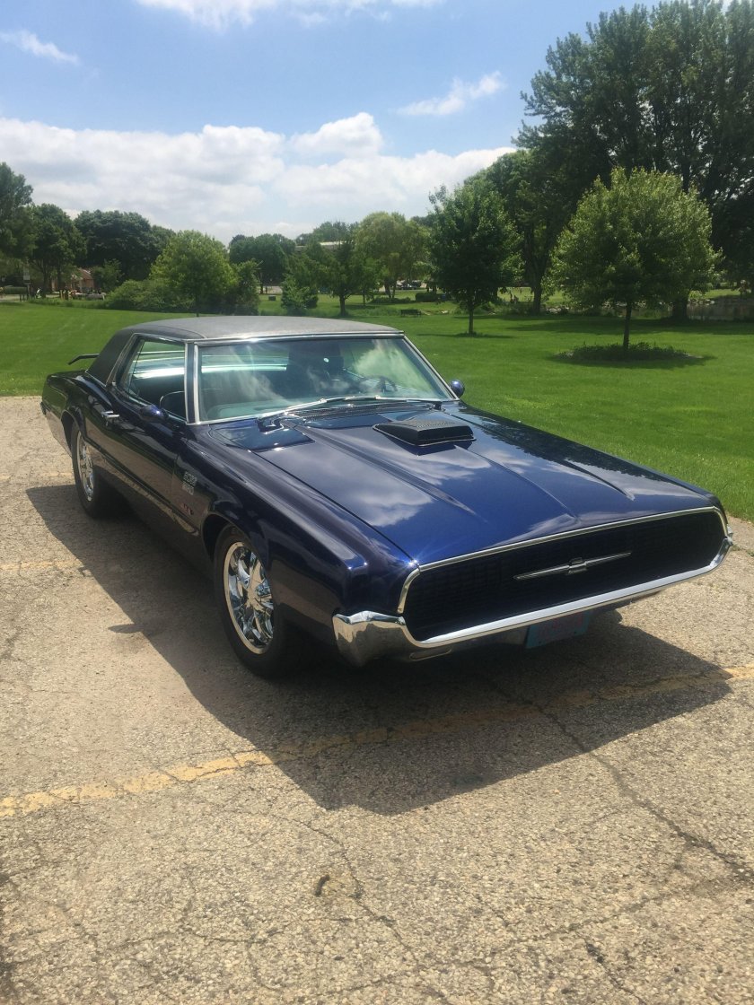 Форд Тандерберд 1967