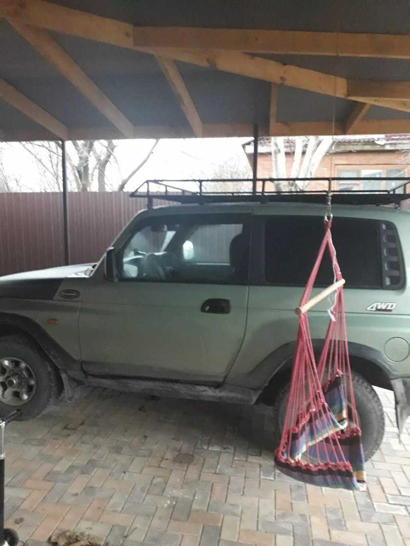 SSANGYONG Korando багажник 1997