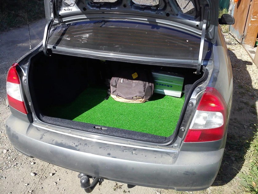 Hyundai Accent 2 багажник