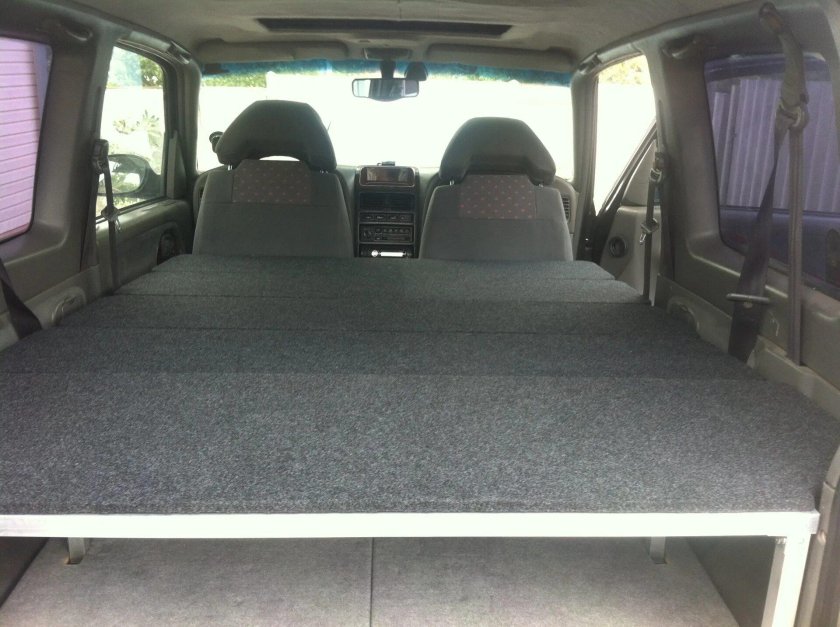 Спальник в багажник ТАГАЗ Тагер