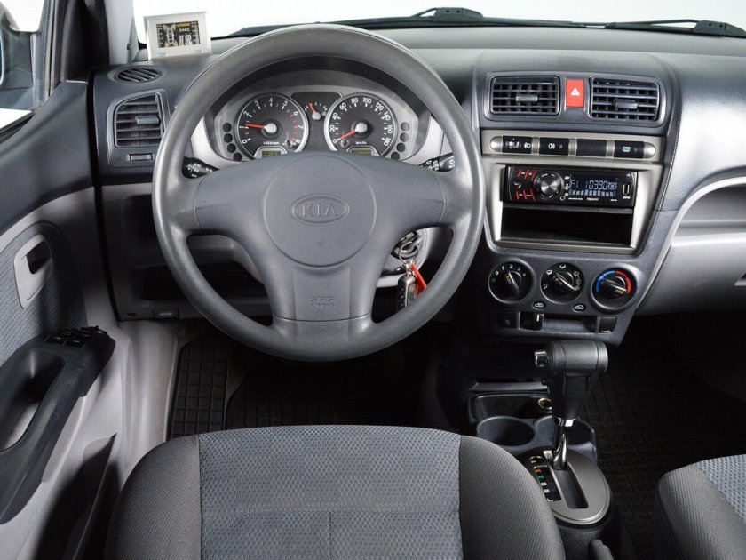 Kia Picanto 2006 салон