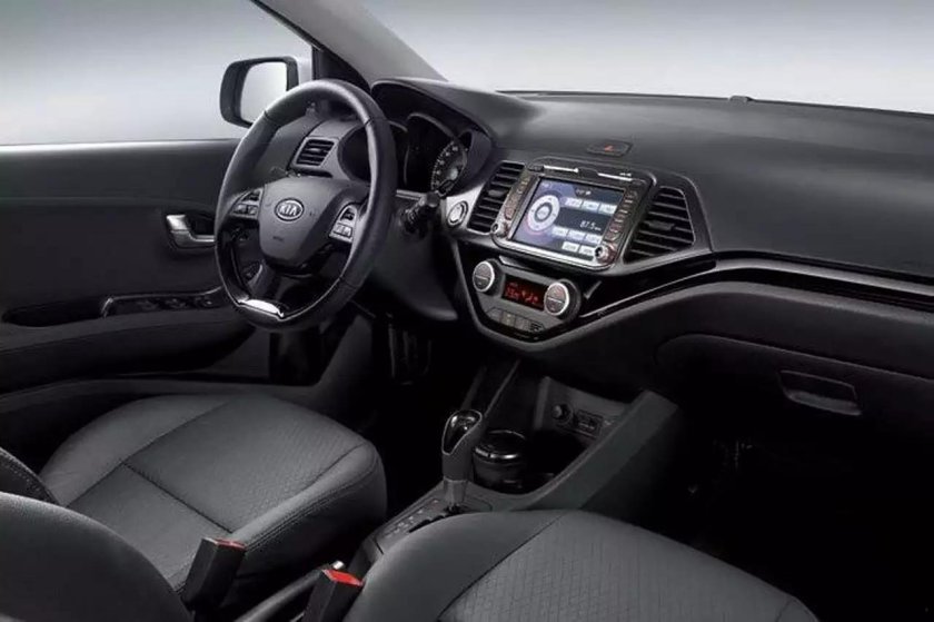 Kia Picanto 2011 салон