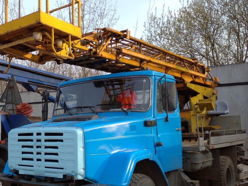 Автовышка зил