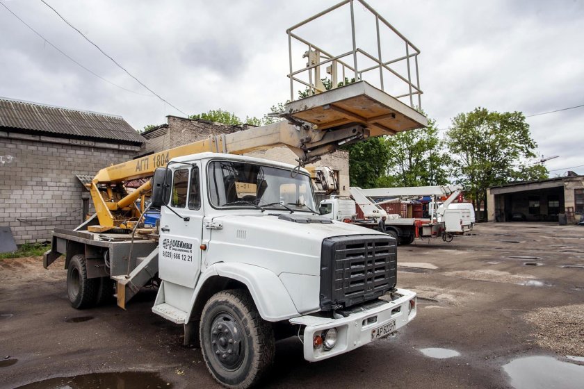 Автовышка ЗИЛ 433362