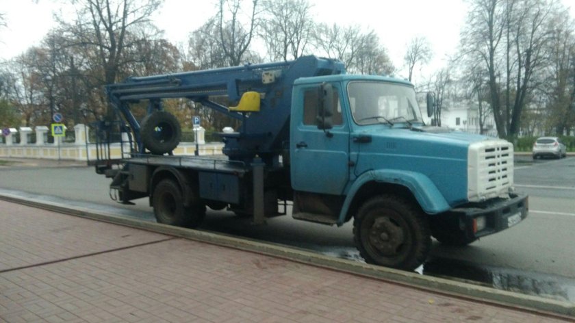 ЗИЛ 131 автовышка