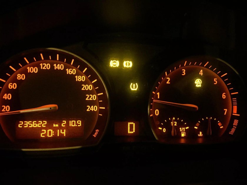 Гирлянда на БМВ х3 е83