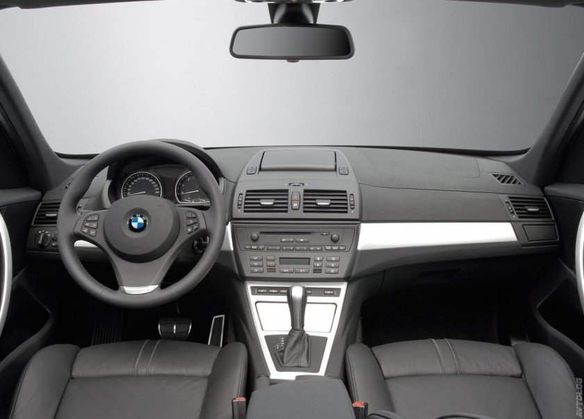 BMW x3 2008 салон