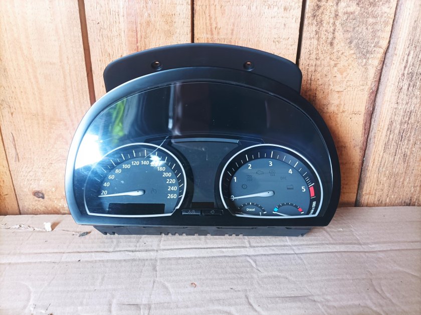 Щиток приборов BMW x3 e83