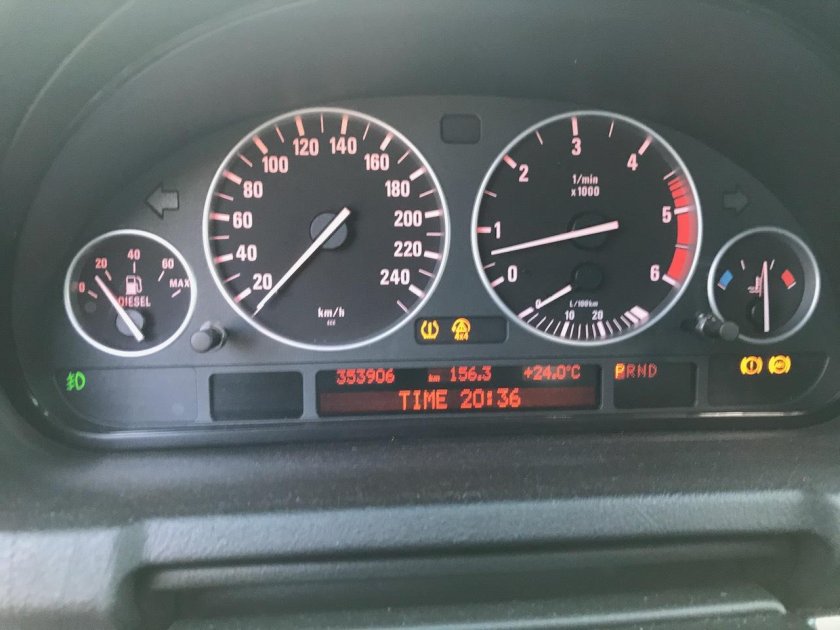 БМВ е39 панель приборов дорестайл