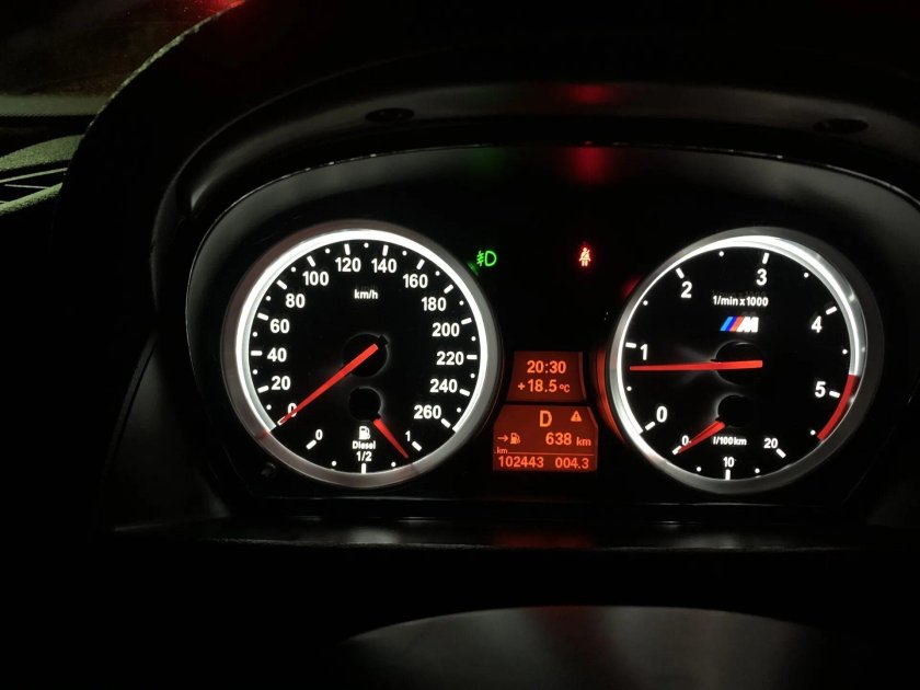 Приборная панель BMW x1 e84