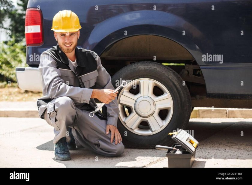 Молодой механик