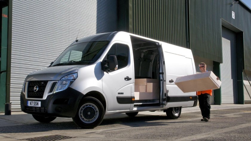 Ниссан нв 400 2012