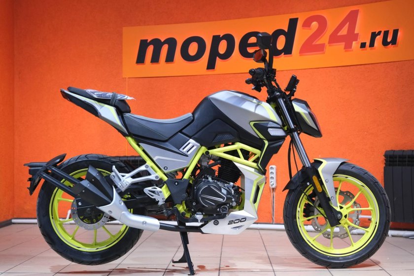 Мотоцикл нитро 200