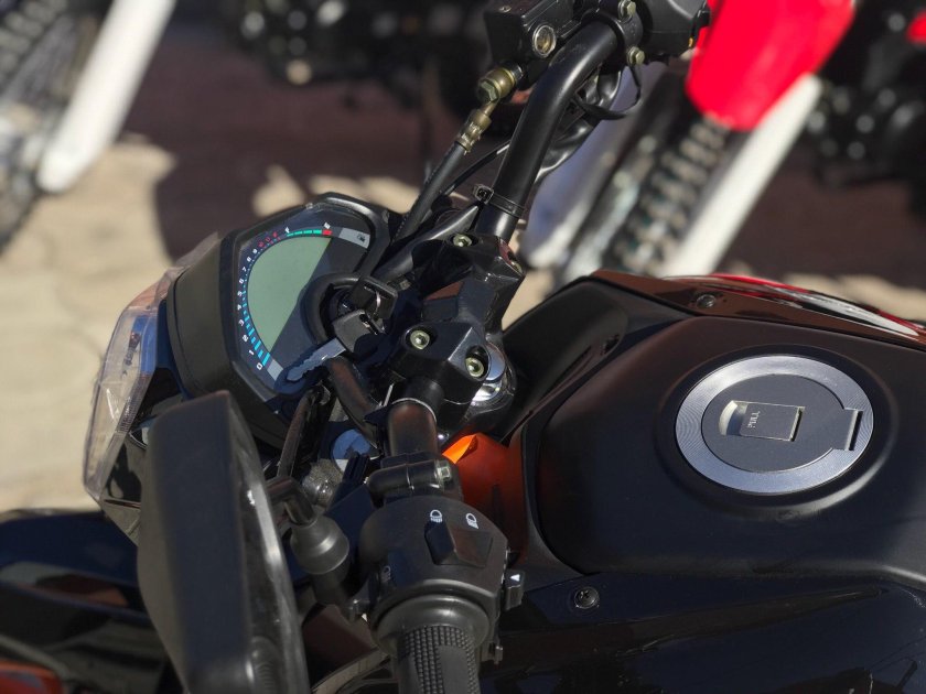 Мотоцикл нитро 200