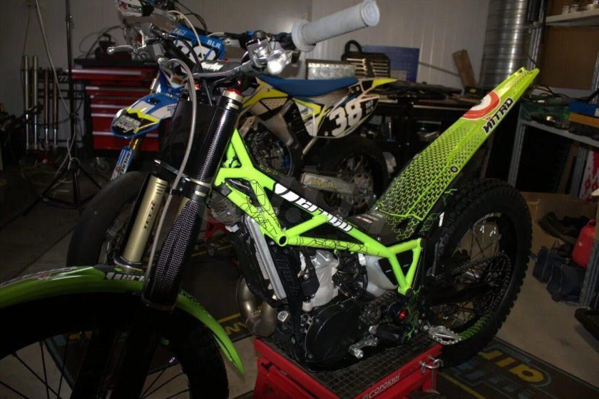 Мотоцикл нитро 300