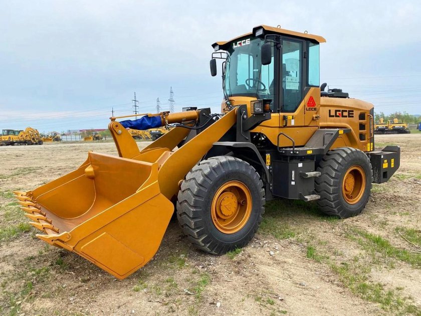 Погрузчик фронтальный lgce l936h