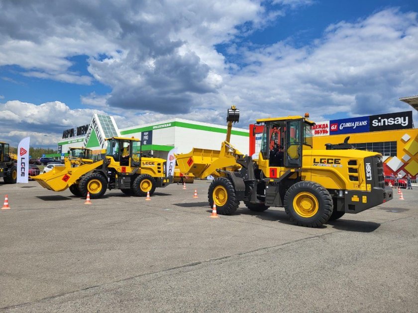 Погрузчик фронтальный lgce l936h