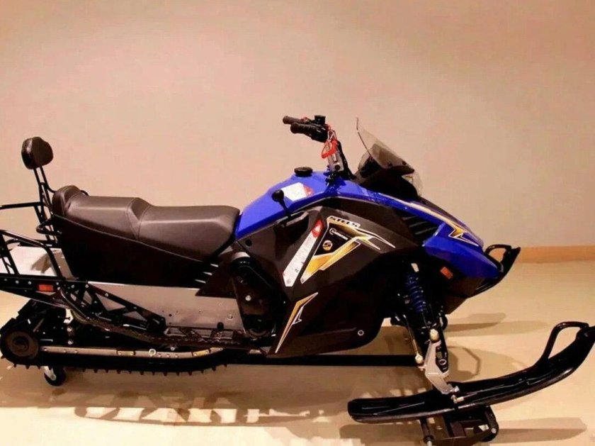 Снегоход стелс 200