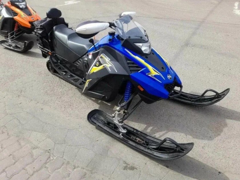 Стелс Капитан 150 снегоход