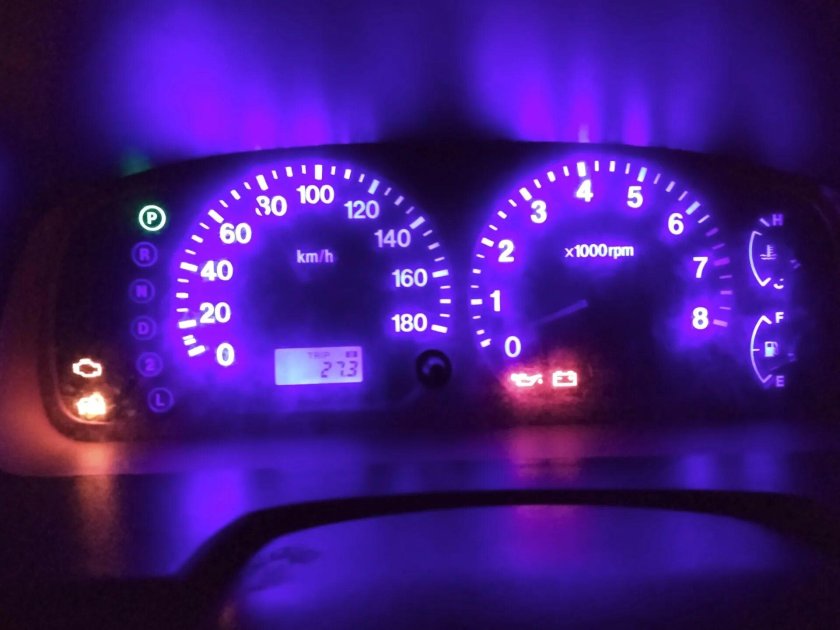 Suzuki Jimny лампа приборной панели