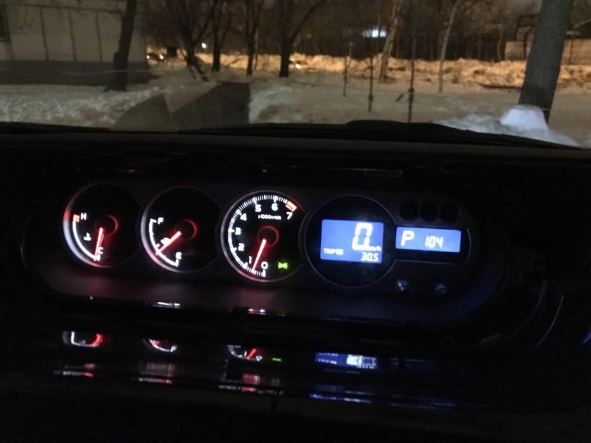 Панель Тойота Румион