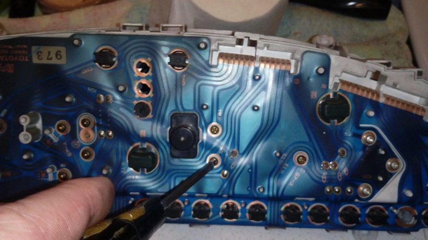 Провод питания тахометр Hilux Surf 185