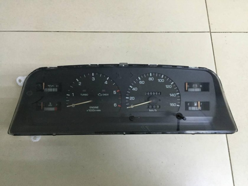 Панель приборов тойота