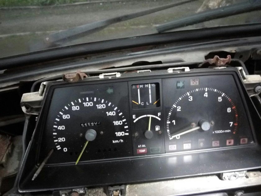 Панель приборов Тойота мастер айс Сурф